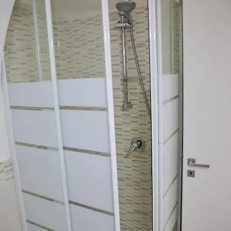 Iluma 3* Ερκολάνο